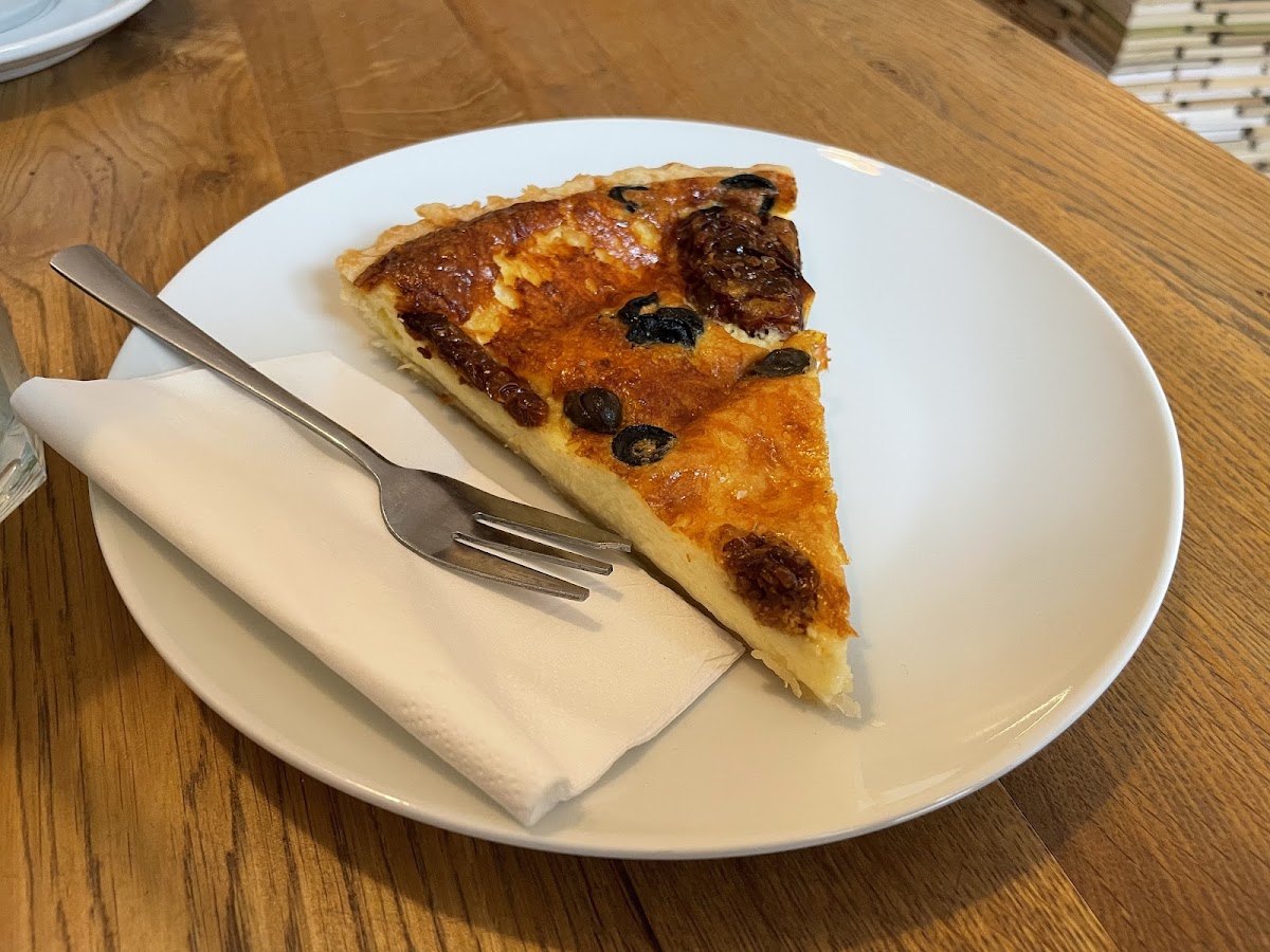 Kavarna Mezi Radky-5