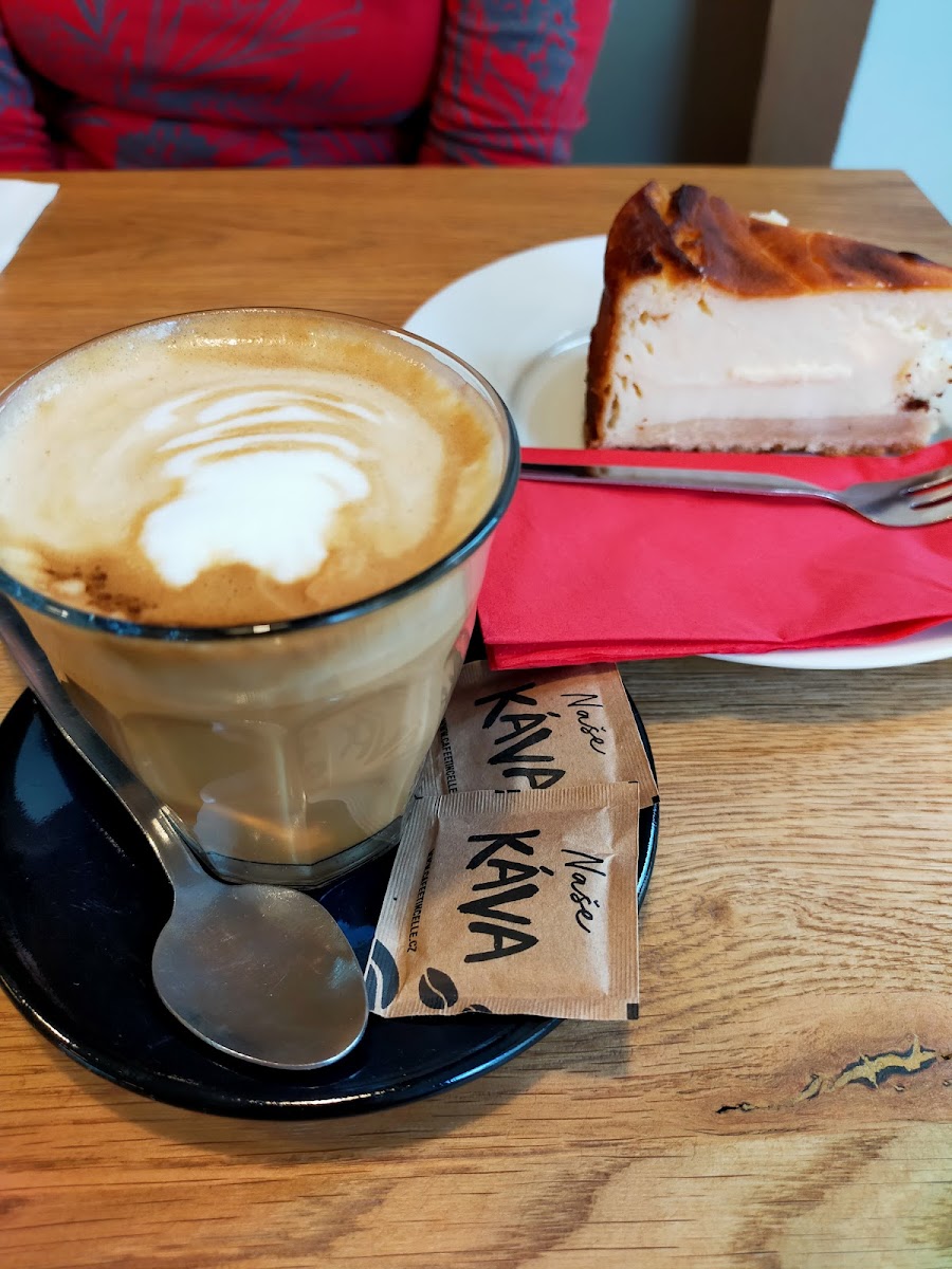 Kavarna Mezi Radky-8